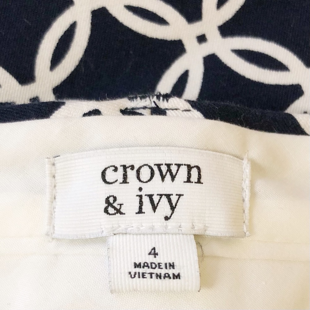Crown and Ivy Pants 3 for 15 SALE CLEARANCE Skinny Ankle Navy Blue Geo Size 4 - Picture 2 of 8